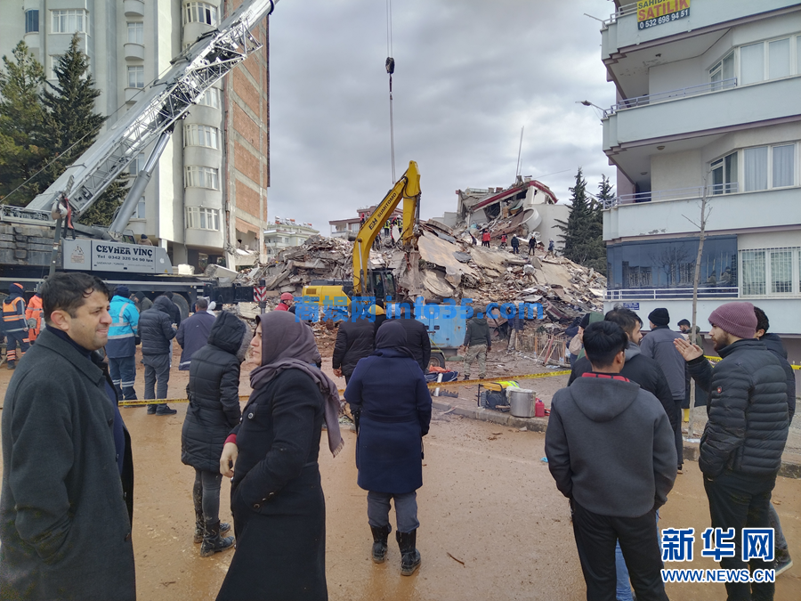 连线：新华社记者直击土耳其强震灾区现场